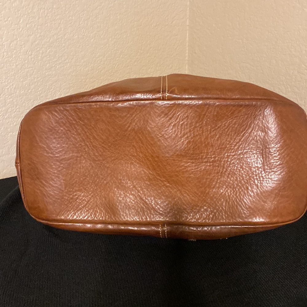 Italian Leather Bag - Picture 5 of 7